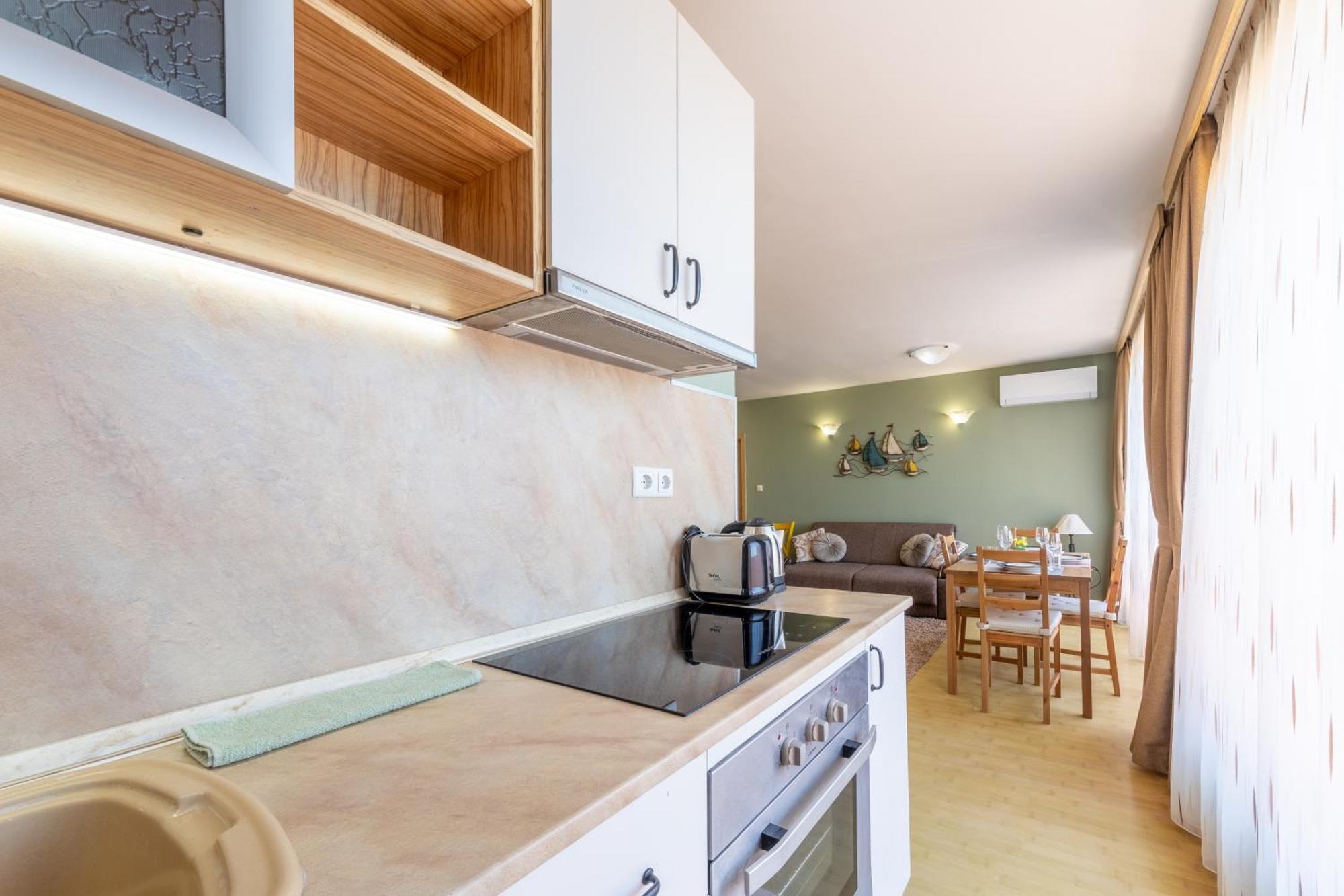 Supreme Beach Apartments Balchik Eksteriør billede